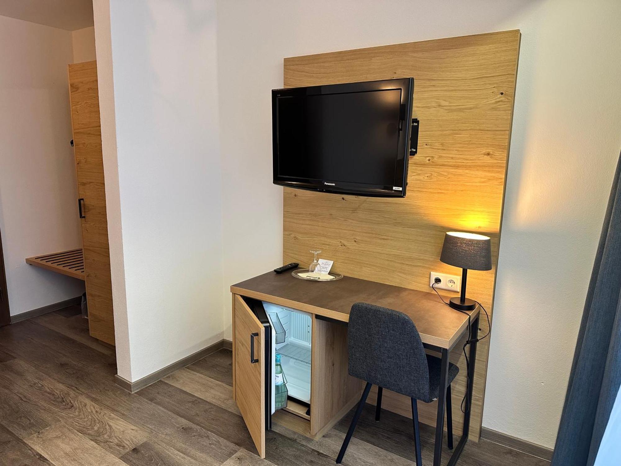 Loiching Hotel Raeucherhansl מראה חיצוני תמונה